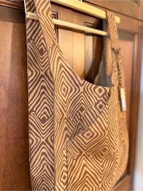 BCBGMaxAzria Brown Geometric Pattern Shoulder Bag